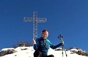 01 Alla croce di vetta del Monte Suchello (1541 m)